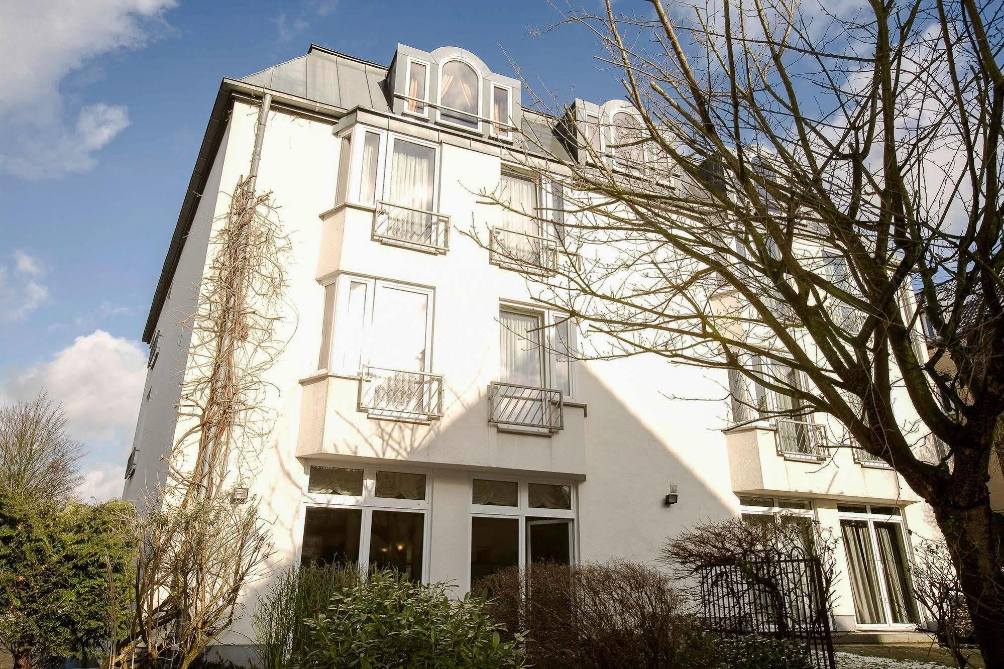 Gartenhotel Luisental Mülheim an der Ruhr Exterior foto
